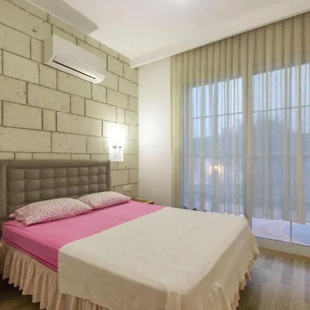Villa Lux Tas Çeşme
