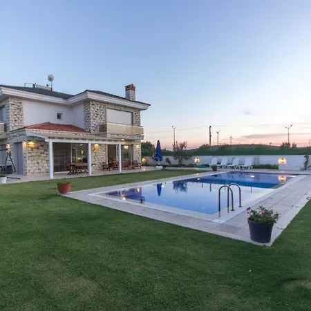Villa Lux Tas